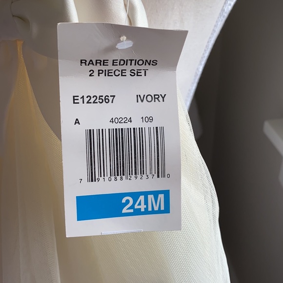 Fancy Lace and Tulle Dress - Picture 3 of 4